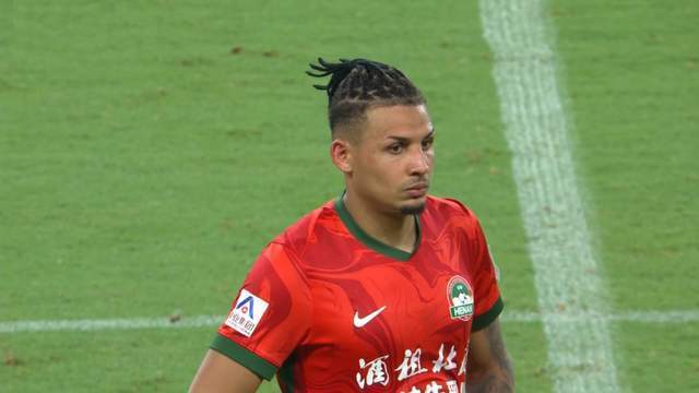 ahMwV, 个突破手 ahMwV, 个突破手